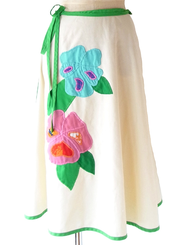 おとなかわいい】ロンドン買付け 70年代製 クリーム色 X グリーン