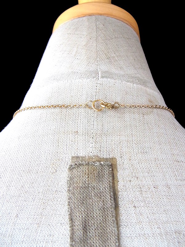 【アクセサリー】ロンドン買い付け　ゴールド X グリーン ラインストーン　アンティーク　ネックレス 09UK302【ヨーロッパ古着】