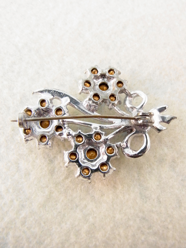 ロンドン買い付けブルー.ライトストーン花束モチーフヴィンテージブローチ09uk303