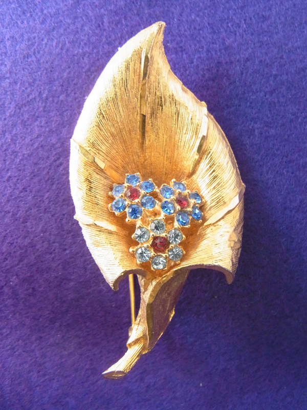 ヨーロッパ古着 フランス買い付け グリーン X ホワイト レトロ柄 スプリング コート： 13FC827