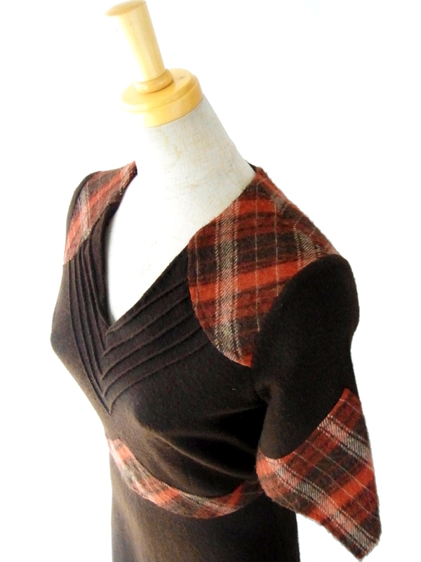 ヨーロッパ古着 フランス買い付け ６０年代製　ブラウン X チェック柄 ヴィンテージ ウール ワンピース 12FC50