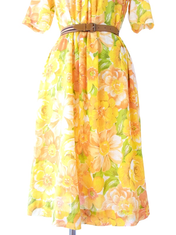 ヨーロッパ古着 フランス買い付け　６０年代製 ブライトイエロー 花柄プリント ヴィンテージ ワンピース 13FC306