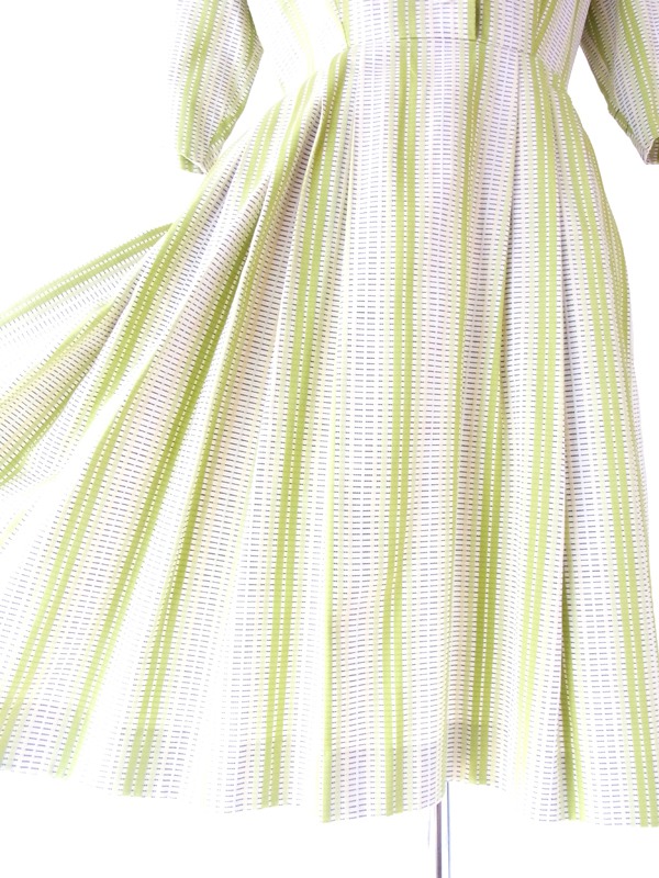 ヨーロッパ古着 ６０年代 フランス製 ホワイト X グリーン・アイボリー　ライン ヴィンテージ ワンピースドレス :　13FC314