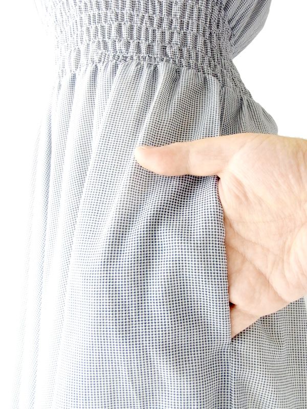 ヨーロッパ古着 フランス製 ホワイト X ブルー 千鳥格子風プリント　 ヴィンテージ　ワンピース :　13FC411