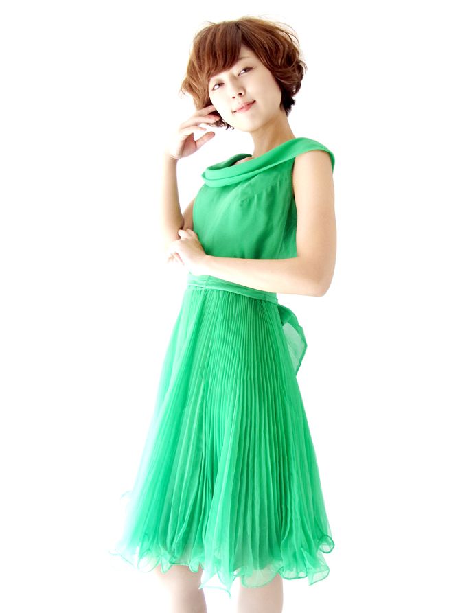 ヨーロッパ古着 フランス買い付け グリーン X アコーディオンプリーツ ヴィンテージ　ワンピース :　13FC425