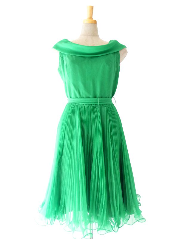 ヨーロッパ古着 フランス買い付け グリーン X アコーディオンプリーツ ヴィンテージ　ワンピース :　13FC425