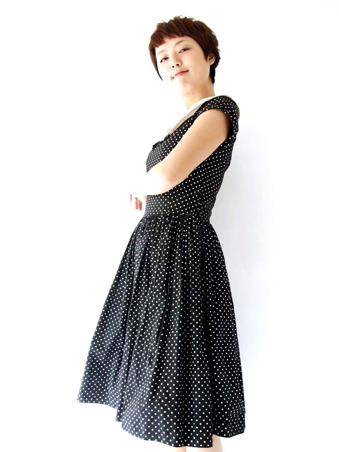 ヨーロッパ古着　ワンピース　フランス製　ブラックXホワイト　水玉プリント　パニエ入り　 リボン付き