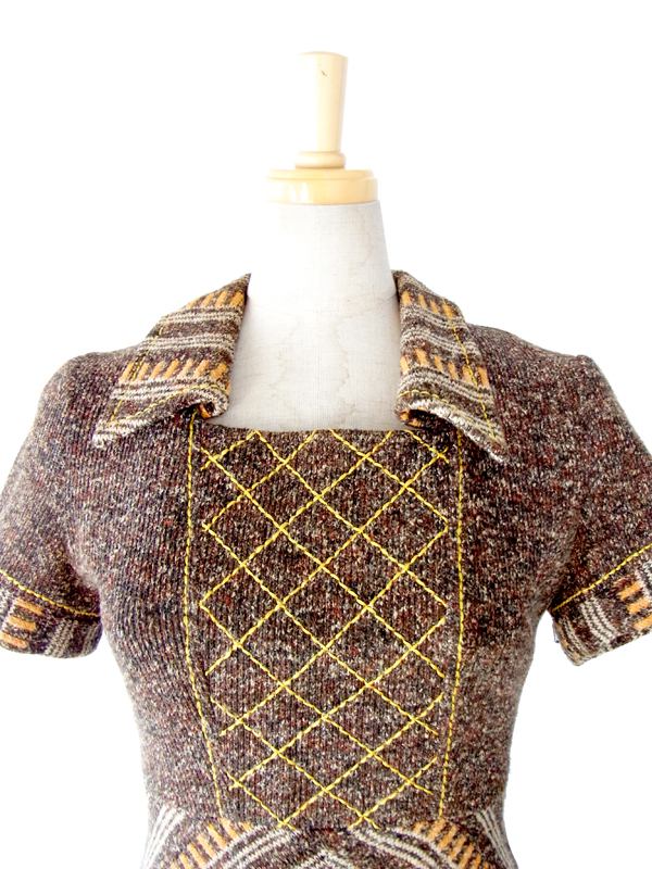 ヨーロッパ古着 フランス買い付け ブラウン X イエロー アーガイル デザインステッチ　ヴィンテージ ワンピース : 13FC616