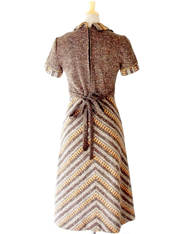 ヨーロッパ古着 フランス買い付け ブラウン X イエロー アーガイル デザインステッチ　ヴィンテージ ワンピース : 13FC616