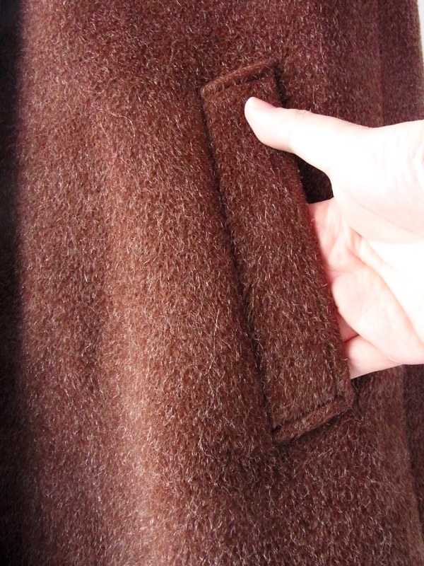 ヨーロッパ古着 フランス買い付け ブラウン ウールとモヘア　夢心地な肌触りの　ヴィンテージ コート : 13FC814