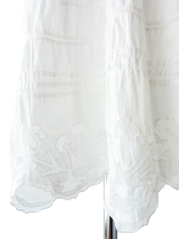 ヨーロッパ古着 フランス買い付け ホワイト 花透かし模様 アンティークデザイン ワンピース 14FC419