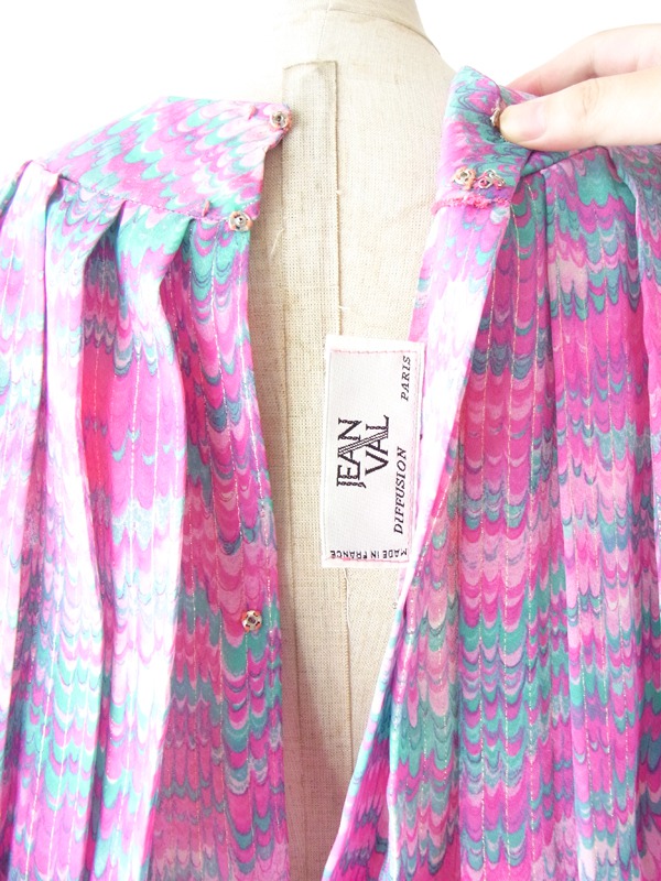 ６０年代フランス製 ピンク 水色 波模様 ゴールドラメ糸入り　レトロデザイン プリーツ ワンピース 14FC429