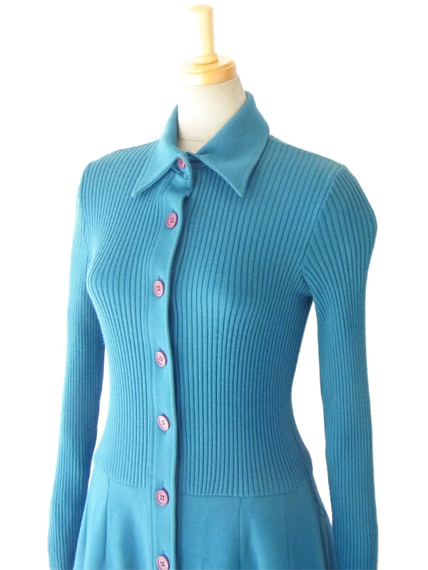 ヨーロッパ古着 ６０年代フランス製 シアンブルー リブ編み レトロデザイン ヴィンテージ ワンピース 14FC518