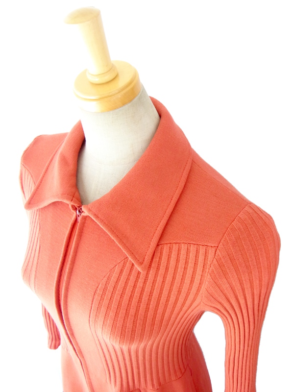 ヨーロッパ古着 ６０年代製 アプリコット リブ編み フロントジップ レトロデザイン ヴィンテージ ワンピース 14FC526