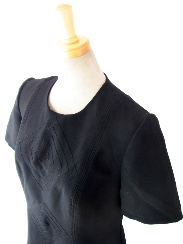 ヨーロッパ古着 フランス買い付け ６０年代製 シックなブラック X ダイヤステッチ Aライン ヴィンテージ ワンピース 14FC528