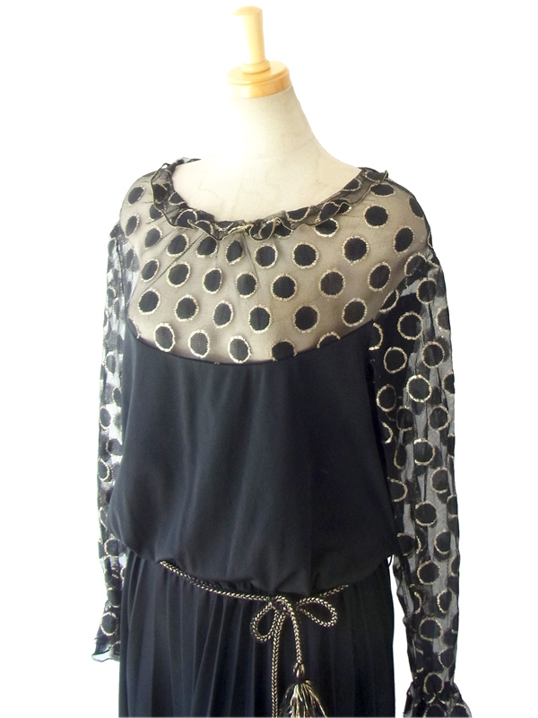 ヨーロッパ古着 フランス買い付け シックなブラック X ヨーク・袖レース ヴィンテージ お呼ばれワンピース 14FC534