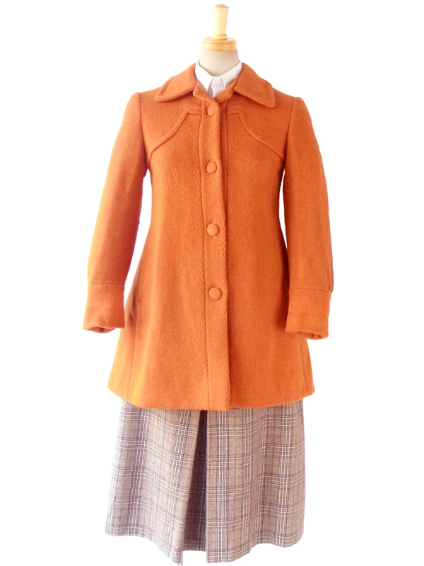 ヨーロッパ古着 フランス買い付け 60年代製 きれいなオレンジ X くるみボタン ヴィンテージ ショート丈 ウール コート 14FC722