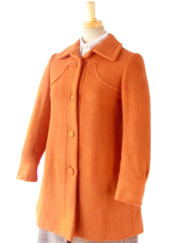 ヨーロッパ古着 フランス買い付け 60年代製 きれいなオレンジ X くるみボタン ヴィンテージ ショート丈 ウール コート 14FC722