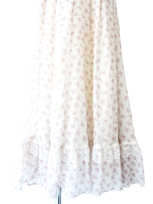 70年代アメリカ製 GUNNE SAX ホワイト ライラック ガーリー花柄 マキシワンピース 14SP102