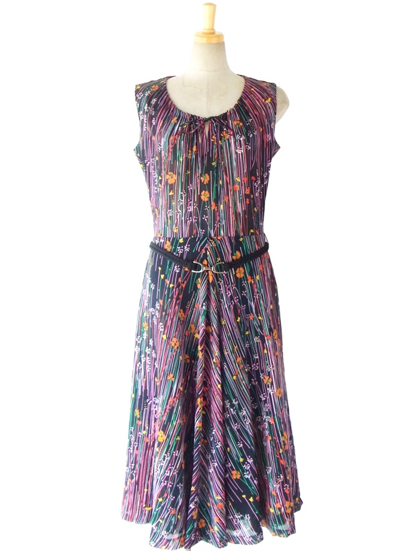 ヨーロッパ古着 ロンドン買い付け 60年代製 シックなブラック X カラフル花柄 ベルト付き　ヴィンテージ ワンピース 15BS116