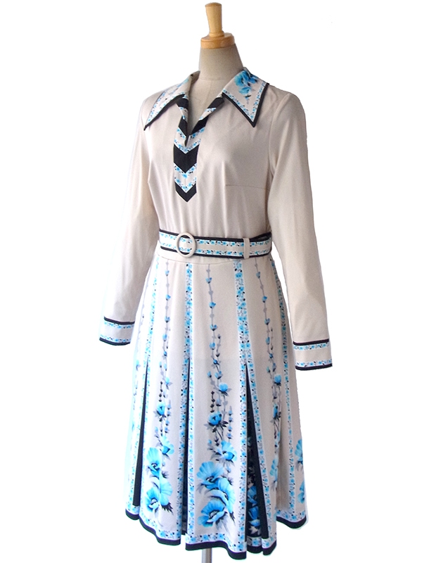 ヨーロッパ古着 ロンドン買い付け アイボリー X ブラック・ブルー 花柄プリント ベルト付き ヴィンテージ ワンピース 15BS405