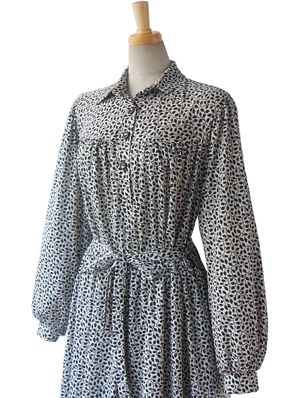 【送料無料】ロンドン買い付け 60年代製 ホワイト X ブラック リーフ柄 エレガント ワンピース 15BS406【ヨーロッパ古着】