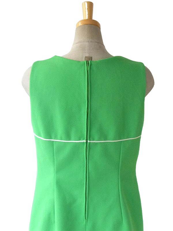 ヨーロッパ古着 ロンドン買い付け 60年代製 ライムグリーン X ホワイト パイピング ボックスプリーツ レトロ ワンピース 15BS409