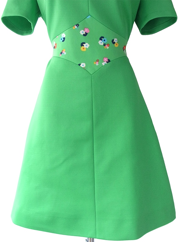 ヨーロッパ古着 ロンドン買い付け 60年代製 グリーン X 花柄生地切り返し レトロ ワンピース 15BS410