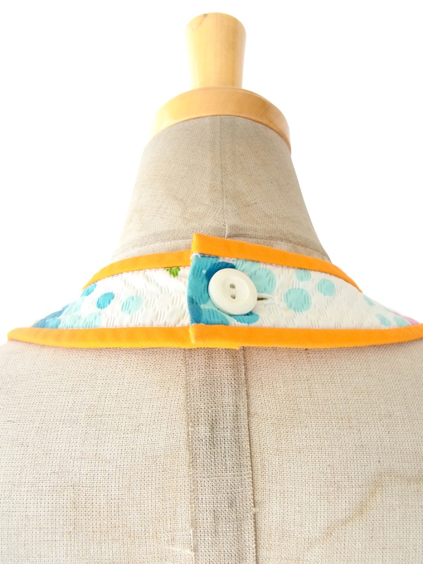 ヨーロッパ古着 60年代フランス製 ホワイト X カラフル花柄・オレンジパイピング　ホルターネック ワンピース 15FC101