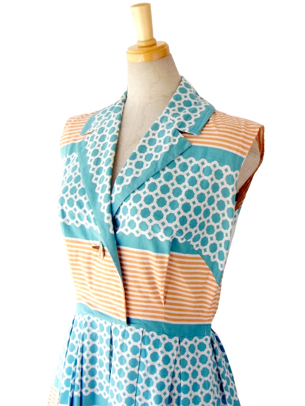 ヨーロッパ古着 フランス買い付け 60年代製 水色 X オレンジ レトロテキスタイル ボックスプリーツ ワンピース 15FC102