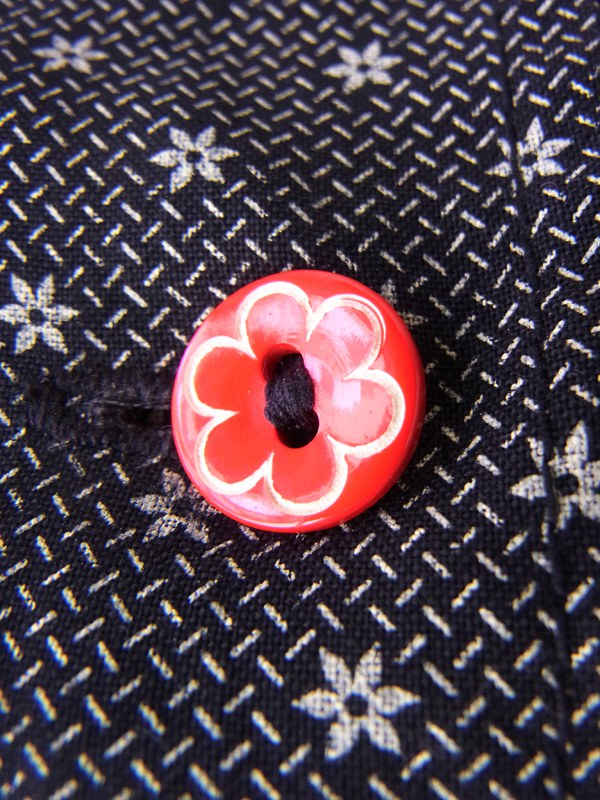 ヨーロッパ古着 フランス買い付け ６０年代製 ブラック X ホワイト 小花柄 花柄生地切替 フォークロア ワンピース 15FC111