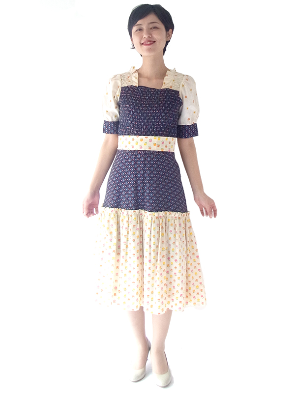 ヨーロッパ古着 フランス買い付け 60年代製 ベージュ X ネイビー 生地切替 花柄刺繍 ふんわり ワンピース 15FC232