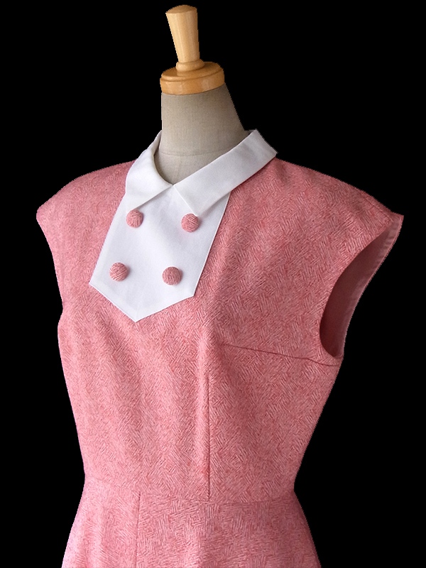 未使用品　デッドストック レッド X ホワイト おとなかわいい上品ワンピース 15OD1217