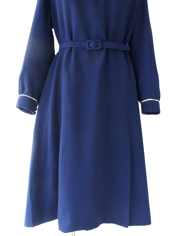 ヨーロッパ古着 ロンドン買い付け 60年代製 深く美しいブルー スタンドカラー X くるみボタン 梨地ウール ワンピース 15OM001