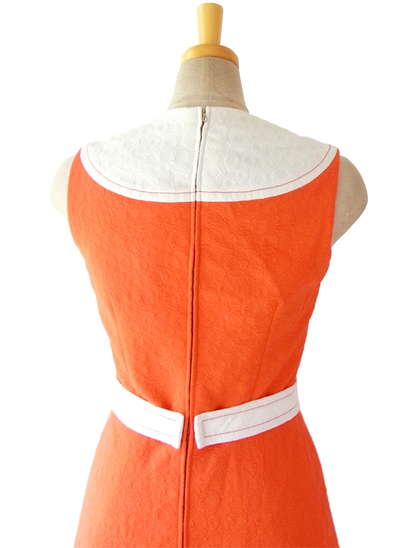 ヨーロッパ古着 ロンドン買い付け 60年代製 オレンジ X ホワイト生地切替 ゴールドボタン レトロ ワンピース 15OM103