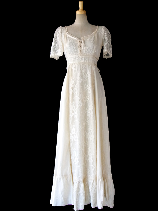 【送料無料】70年代アメリカ製 アイボリーX 贅沢にレースがあしらわれた 組紐 アンティーク マキシドレス 15SP026【フェミニン】