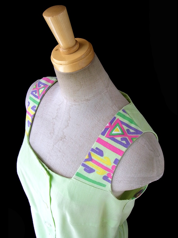 ヨーロッパ古着 ロンドン買い付け 60年代製 ライムグリーン X カラフル レトロ柄 ワンピース 16BS201