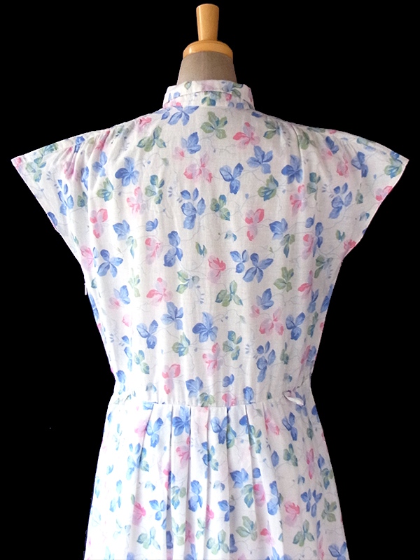 ヨーロッパ古着 ロンドン買い付け 60年代製 ホワイト X 水色・ピンク 花柄 ヴィンテージ ワンピース 16BS210