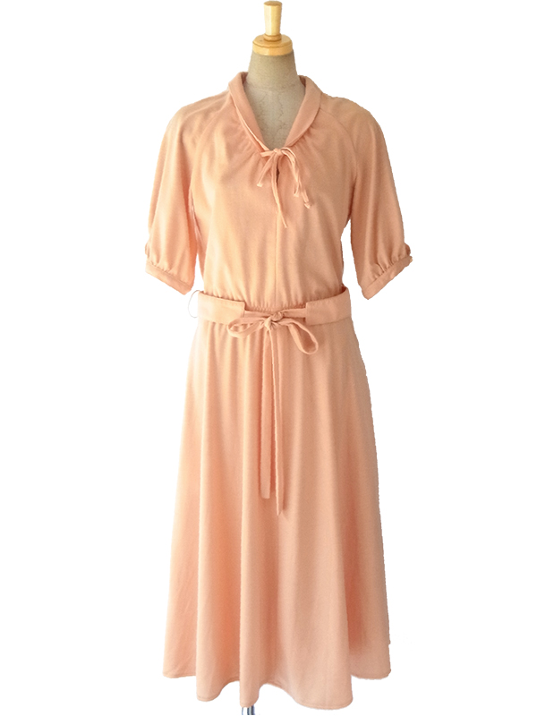 ヨーロッパ古着 ロンドン買い付け 70年代製 アプリコット X リボン紐・デザインベルト付き レトロ ワンピース 16BS216