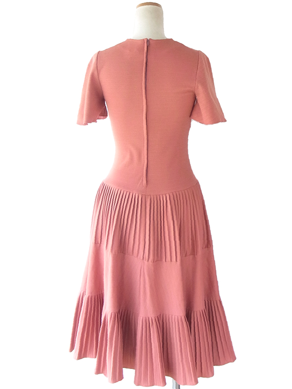 ヨーロッパ古着 ロンドン買い付け 60年代製 アプリコット X レトロデザイン デッドストック ワンピース 16BS218