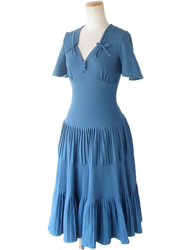 ヨーロッパ古着 ロンドン買い付け 60年代製 スモーキーブルー X レトロデザイン デッドストック ワンピース 16BS219