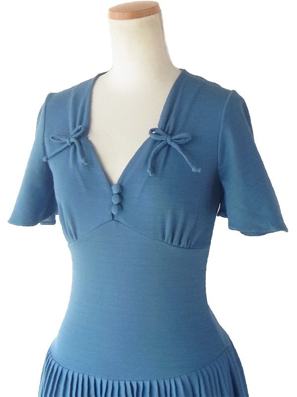 ヨーロッパ古着 ロンドン買い付け 60年代製 スモーキーブルー X レトロデザイン デッドストック ワンピース 16BS219