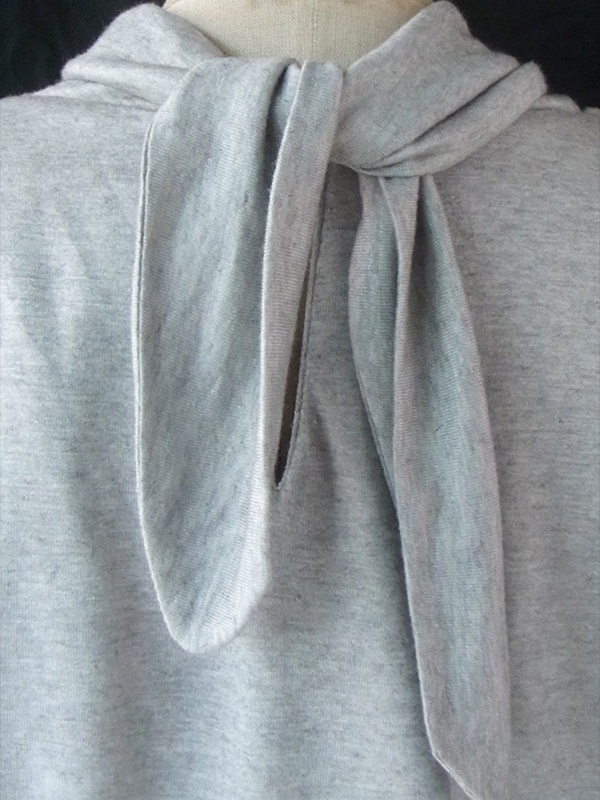 ヨーロッパ古着 ロンドン買い付け Betty Barclay 70年代製 グレイ X 後襟リボン レトロ ワンピース 16BS403