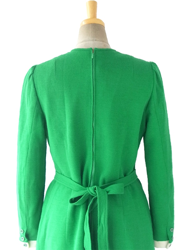 ヨーロッパ古着 ロンドン買い付け 60年代製 グリーン X オフホワイト ピンク 花柄刺繍 レトロ ワンピース 16BS414