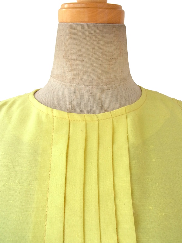 ヨーロッパ古着 フランス買い付け 60年代製 イエロー X プリーツデザイン 共布ベルト付き ヴィンテージ ワンピース 16FC113