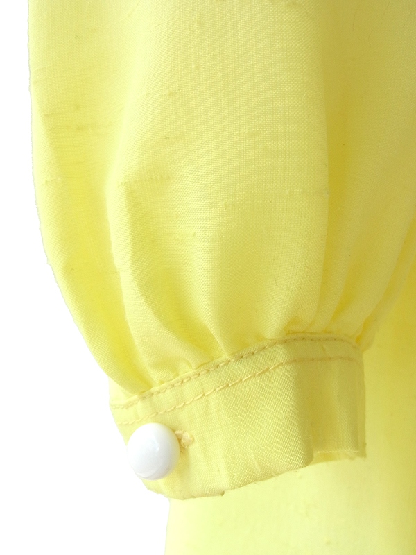 ヨーロッパ古着 フランス買い付け 60年代製 イエロー X プリーツデザイン 共布ベルト付き ヴィンテージ ワンピース 16FC113