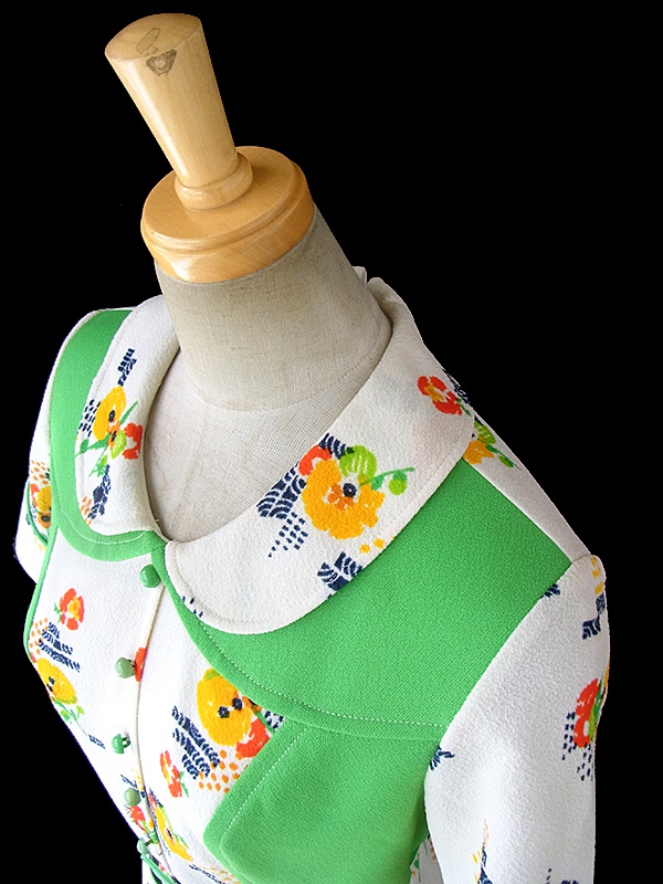 ヨーロッパ古着 フランス買い付け 60年代製 クリーム X ライムグリーン 生地切り返し 花柄プリント ベルト付き ワンピース 16FC200