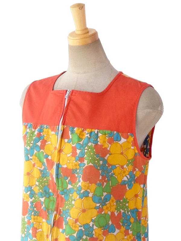 ヨーロッパ古着 フランス買い付け 60年代製 レッド X カラフル花柄 フロントジップ レトロ ワンピース 16FC204
