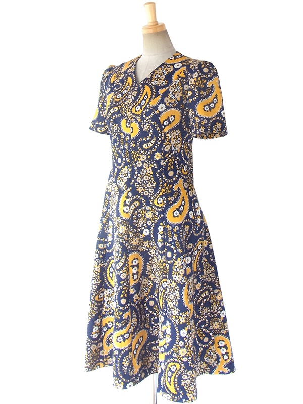 ヨーロッパ古着 フランス買い付け 60年代製 ネイビー X イエロー・ホワイト レトロ花柄 ワンピース 16FC424