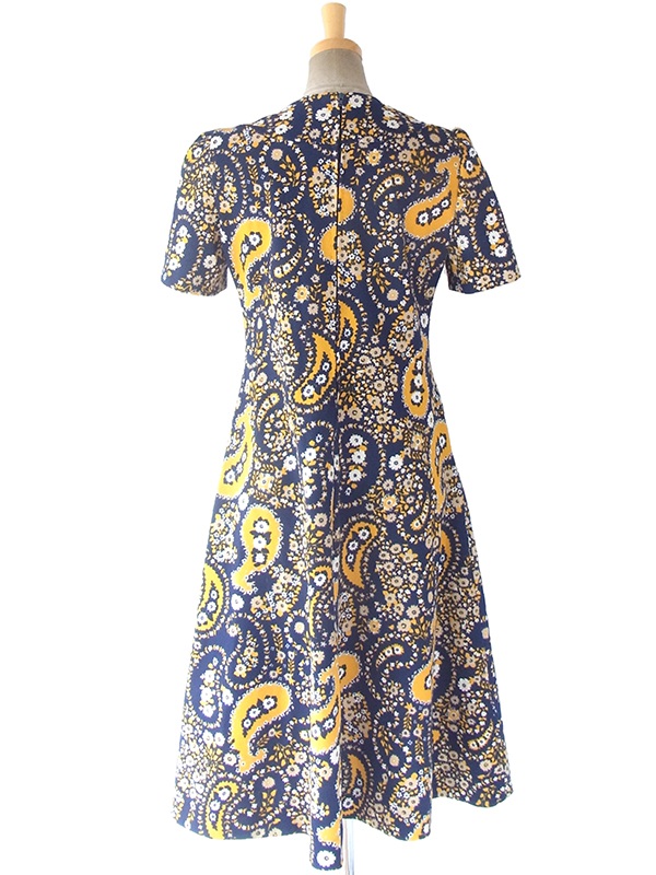 ヨーロッパ古着 フランス買い付け 60年代製 ネイビー X イエロー・ホワイト レトロ花柄 ワンピース 16FC424